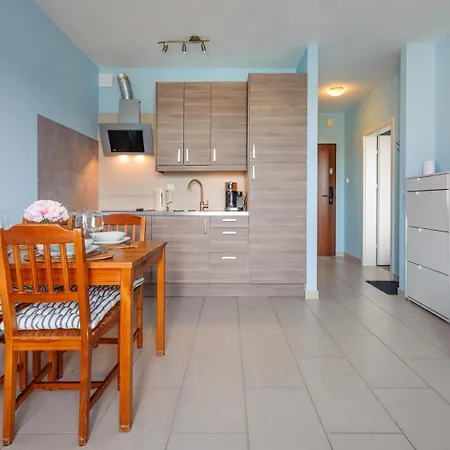 Apartment Sun & Snow Lisi Jar - Sezonowy Basen, Blisko Plazy, Sauna *