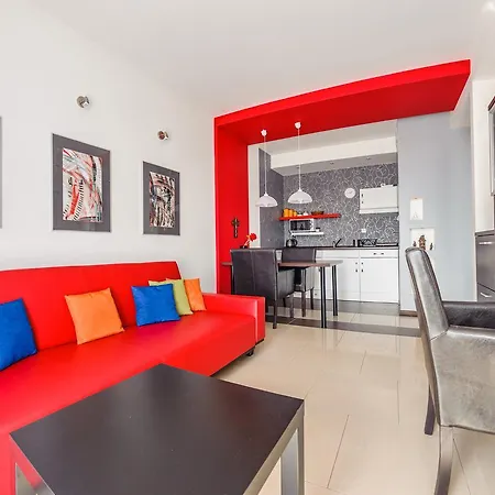 Apartment Sun & Snow Lisi Jar - Sezonowy Basen, Blisko Plazy, Sauna *