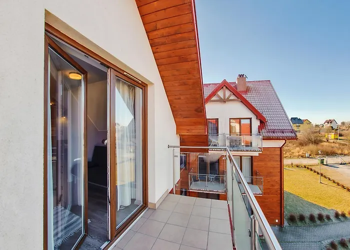 Lisi Jar, Sun & Snow