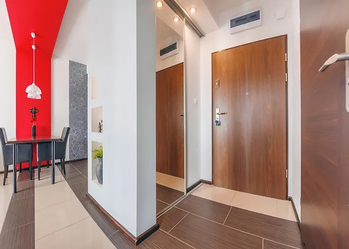 Lisi Jar, Sun & Snow